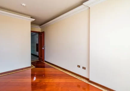 Apartamento com 2 Quartos e 1 banheiro para Alugar, 48 m² por R$ 1.300/Mês - https://www.greenet.com.br